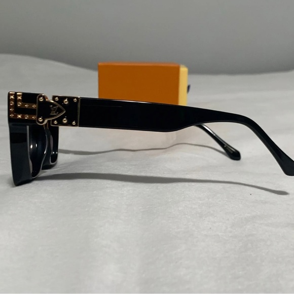 Louis Vuitton 1.1 Millionaire Sunglasses Black Gold - Picture 6 of 7
